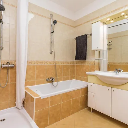 Cozy In With House Sea View * Кастав
