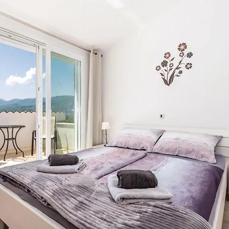 Holiday home Cozy In With House Sea View *