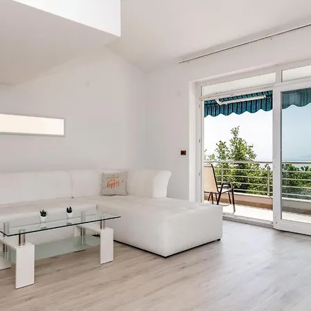 Holiday home Cozy In With House Sea View