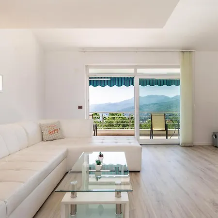 Cozy In With House Sea View Kastav